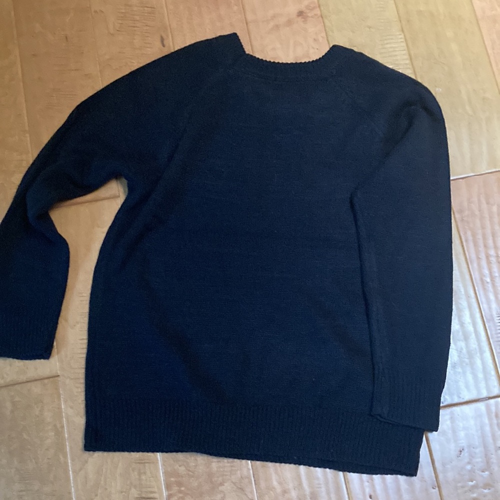 Heart sweater - Picture 12 of 12